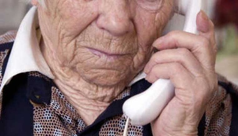 La mujer fue estafada y le robaron $10 mil