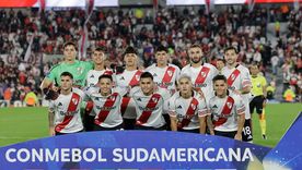 El jugador pidió el cambio en el primer tiempo del partido ante Carabobo por una molestia en la rodilla y será evaluado de cara al Superclásico.