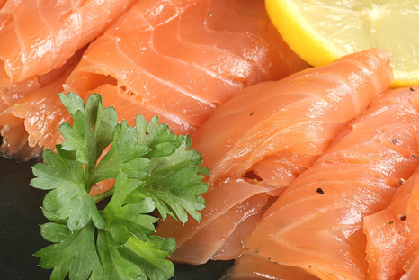 Cómo preparar salmón ahumado fresco: receta paso a paso Cómo preparar salmón ahumado fresco: receta paso a paso