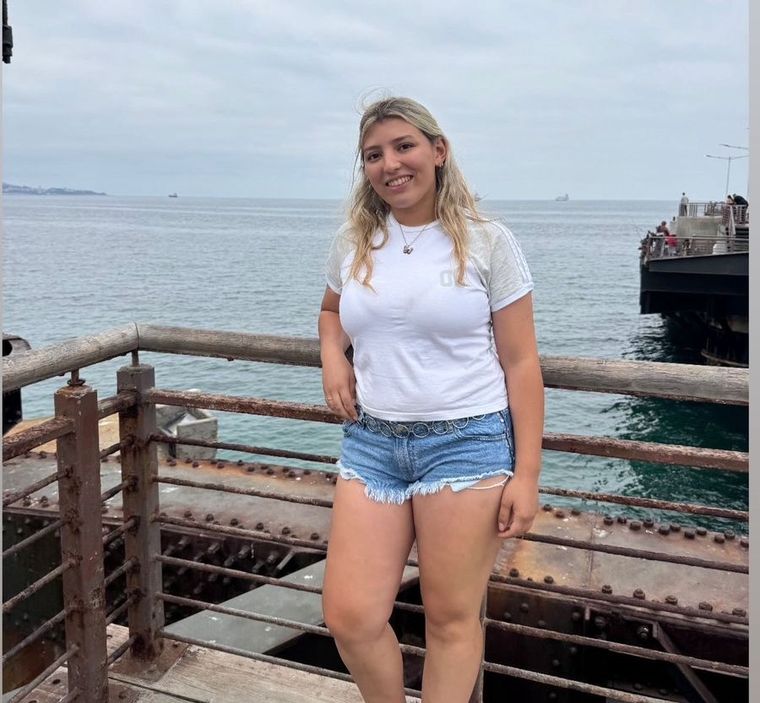 Difunden la imagen de la joven para ampliar la búsqueda en Mendoza. Difunden la imagen de la joven para ampliar la búsqueda en Mendoza.