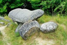 las misteriosas piedras que crecen, se reproducen y respiran: sus habitantes las llaman trovants