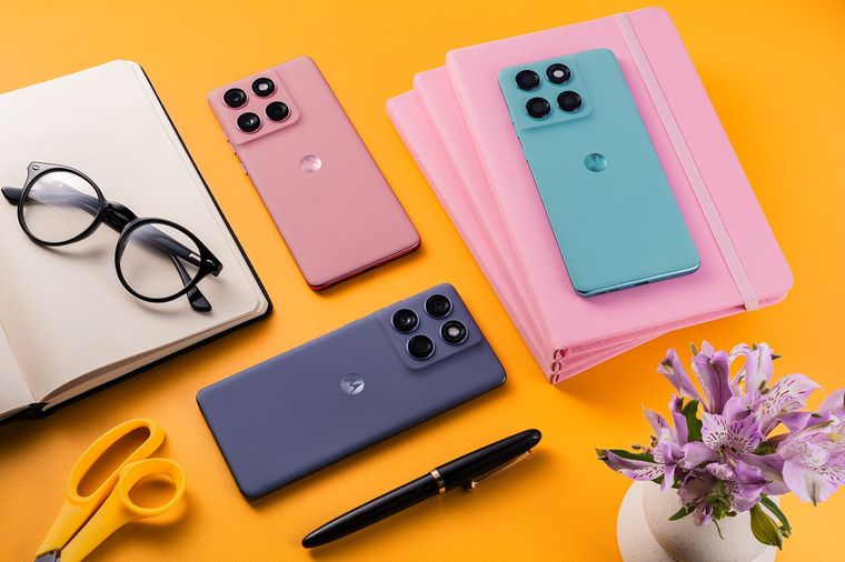 Con Smart Connect, Motorola permite enviar contenido a pantallas más grandes con ayuda de la IA. Con Smart Connect, Motorola permite enviar contenido a pantallas más grandes con ayuda de la IA.