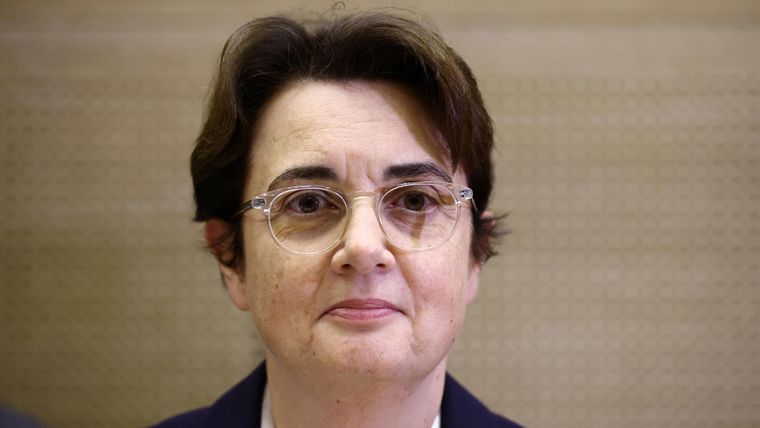 "Fuimos derrotados", dijo la directora del Museo del Louvre.