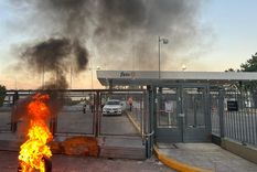 Protestas en Fate por el cierre de la fábrica.
