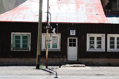 Las Cuevas es un pueblo de Mendoza situado en la cordillera de los Andes, próxima al limite internacional.
