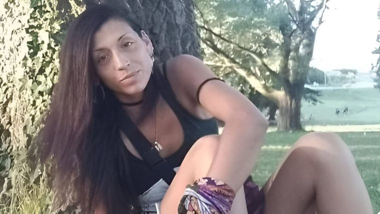 Encontraron una carpa e investigan si pertenece a Débora. Encontraron una carpa e investigan si pertenece a Débora.