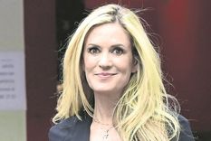 Rebecca de Alba regresó a la televisión en 2021 conduciendo un exitoso reality show.