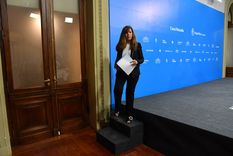 Cerruti aseguró que la Casa Rosada apoya la iniciativa de los senadores del Frente de Todos para cancelar la deuda contraída con el FMI. Foto: Telam