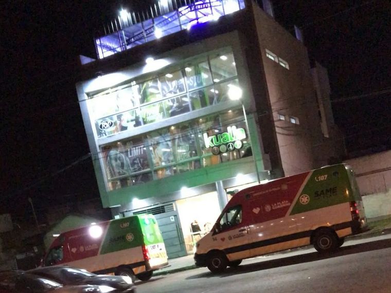 El hombre que falleció anoche en un gimnasio de la ciudad de La Plata tenía 52 años. Foto: 0221 La Plata