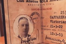 El carnet de socio de Toto Caffarena, el hincha que inmortalizó el apodo.
