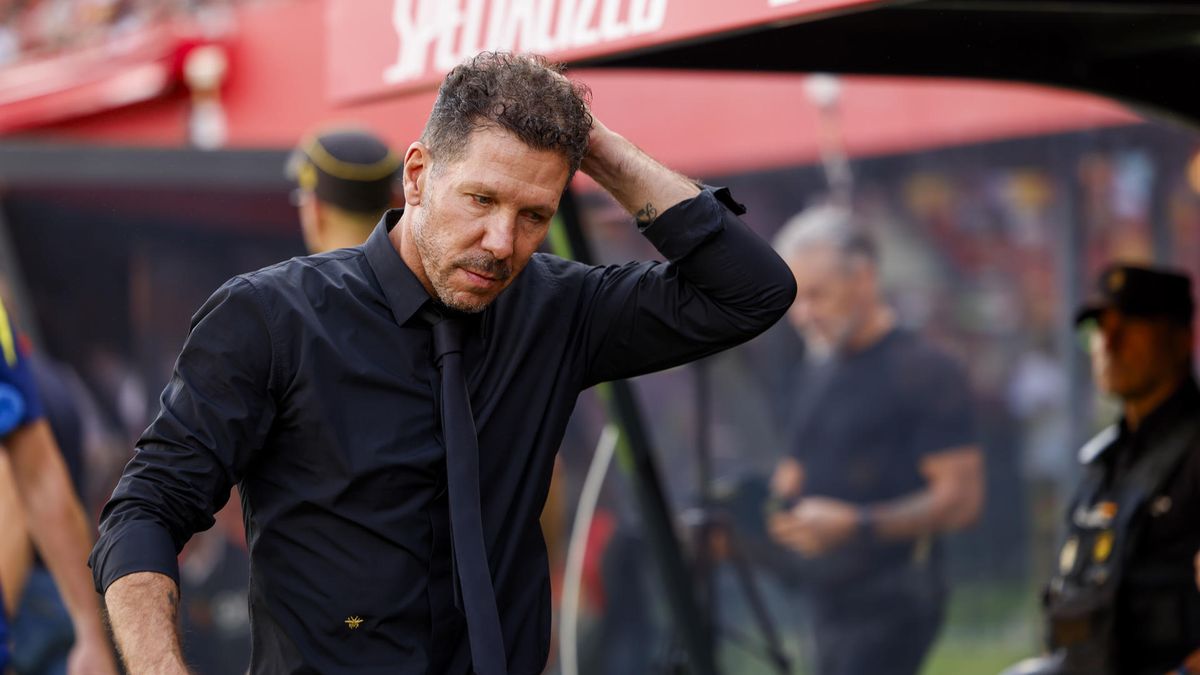 La bronca del Cholo Simeone tras el gol anulado a Baena en la victoria del Atlético de Madrid: "Hay 3 personas viendo el gol y..."