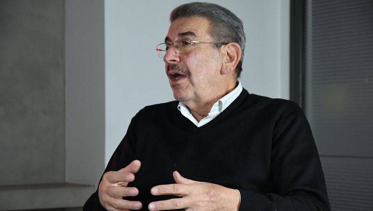 El intendente Ricardo Mansur.