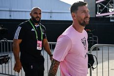 Yassine Chueko, el hombre que se encarga de la seguridad de Lionel Messi. Foto: @InterMiamiCF
