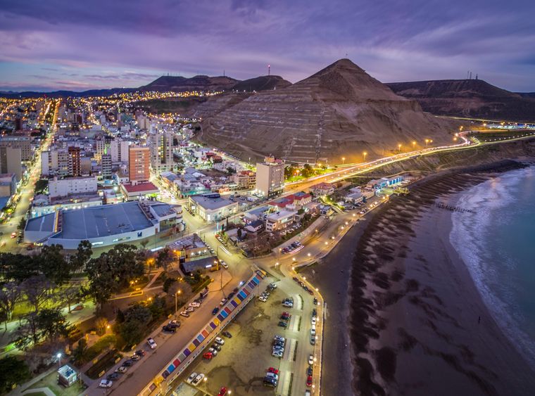 La ciudad de Comodoro Rivadavia, es la puerta de ingreso a la Patagonia Central.