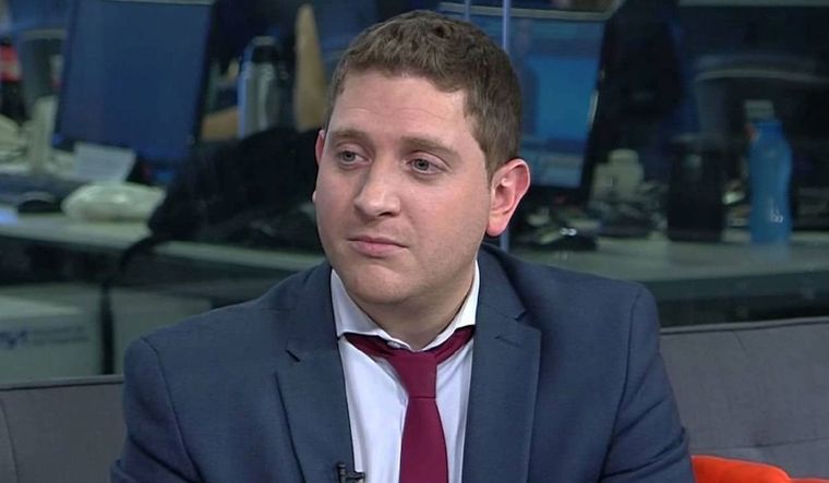 Jonatan Viale fue consultado por un cronista acerca de su padre