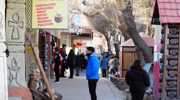 Las reservas en Uspallata están al 100%, y se nota en el movimiento turístico Foto: ALF PONCE MERCADO / MDZ