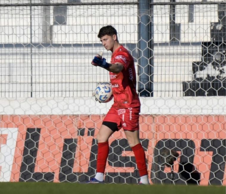 Hasta la lesión, Ramírez había hecho un buen partido en su debut en el Albo. Foto: Prensa Club All Boys. Hasta la lesión, Ramírez había hecho un buen partido en su debut en el Albo. Foto: Prensa Club All Boys.
