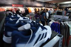 Bajan aranceles a la importación de zapatillas