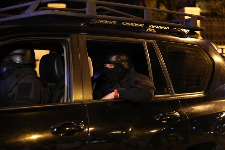 La policía ecuatoriana irrumpió en la embajada mexicana Foto: EFE