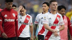 El fuerte enojo del Huevo Acuña con Lautaro Rivero antes de un córner de Boca: cuál fue el motivo. El fuerte enojo del Huevo Acuña con Lautaro Rivero antes de un córner de Boca: cuál fue el motivo.