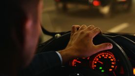 Errores en las luces de giro que atentan contra la seguridad vial.