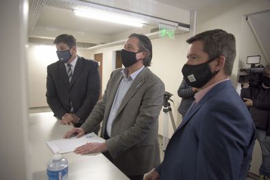 MDZol | El ministro Víctor Ibañez presentó hoy el proyecto de reforma constitucional en la Legislatura.