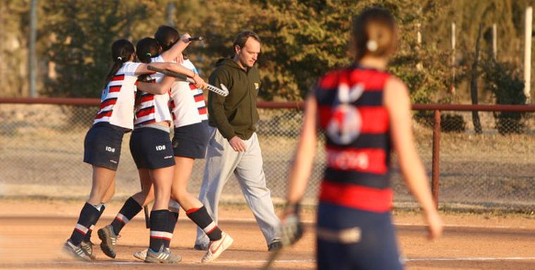 Los Tordos mostró poco y nada ante Obras. Los dos equipos aburrieron. Foto: Nacho Gaffuri
