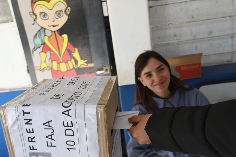 El padrón definitivo para las elecciones 2025 ya está disponible y permite confirmar el lugar exacto de votación.