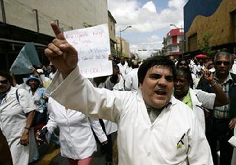 El 10% de los fallecidos por la Gripe A son trabajadores de la salud. Foto: Web