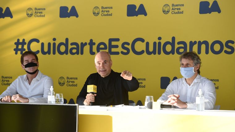 El Gobierno de la Ciudad de Buenos Aires quedó envuelto en un escándalo por la compra millonaria de barbijos