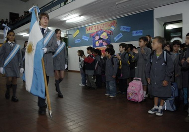 Los chicos se preparan para la vuelta a las aulas.
