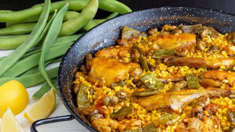 Admira esta deliciosa paella ¿no se te hace agua la boca?