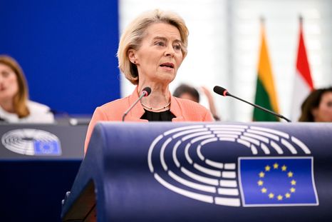 union europea: ursula von der leyen supera dos mociones de censura para destituirla union europea: ursula von der leyen supera dos mociones de censura para destituirla