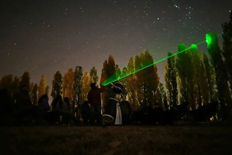 ¿Qué hacer en Malargüe de noche? El Observatorio Pehuenche ofrece su propuesta todos los días del año desde las 20. ¿Qué hacer en Malargüe de noche? El Observatorio Pehuenche ofrece su propuesta todos los días del año desde las 20.