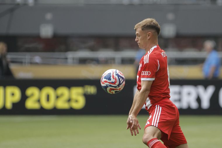 Joshua Kimmich le festejó en la cara a los jugadores de Boca el segundo gol del Bayern Múnich.