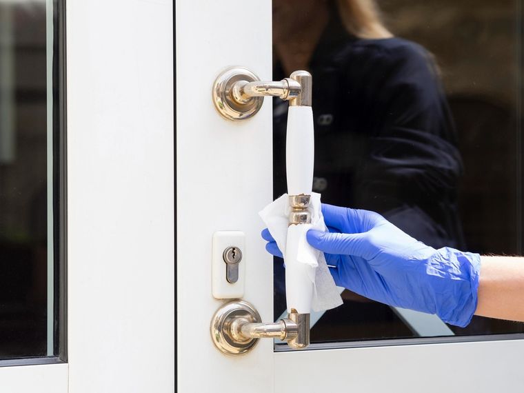 El truco infalible para limpiar picaportes. Foto: Fuente: Freepik