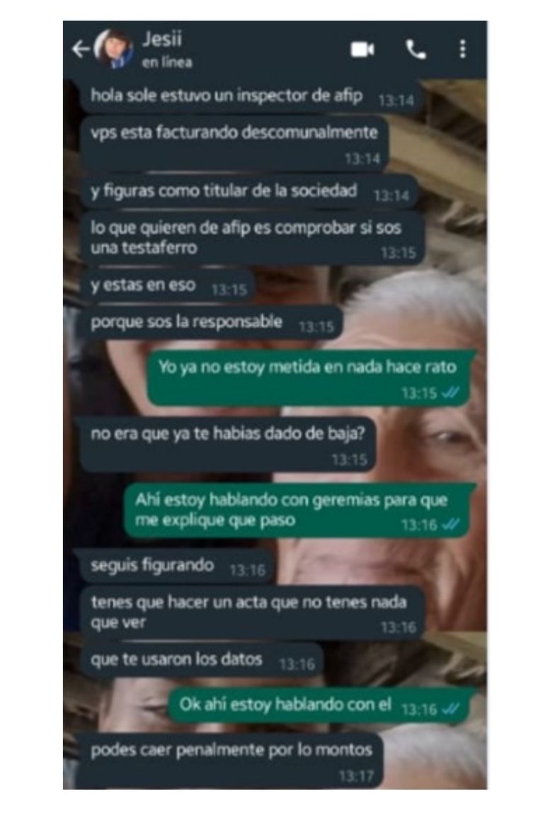 Uno de los chats extraidos del celular de Mariana Vega Uno de los chats extraidos del celular de Mariana Vega