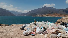 Las montañas de basura están en Potrerillos desde hace semanas. Las montañas de basura están en Potrerillos desde hace semanas.