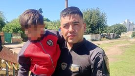 El efectivo relató el momento del rescate y contó que la madre del nene le agradeció el acto. El efectivo relató el momento del rescate y contó que la madre del nene le agradeció el acto.