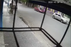 video: se robo un volquete con su carro y se fue caminando video: se robo un volquete con su carro y se fue caminando