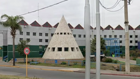 un chico de 14 anos entro armado a un colegio en cordoba y hay conmocion un chico de 14 anos entro armado a un colegio en cordoba y hay conmocion
