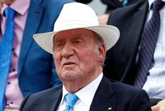 el rey emerito juan carlos pago una deuda, pero no evitara un juicio