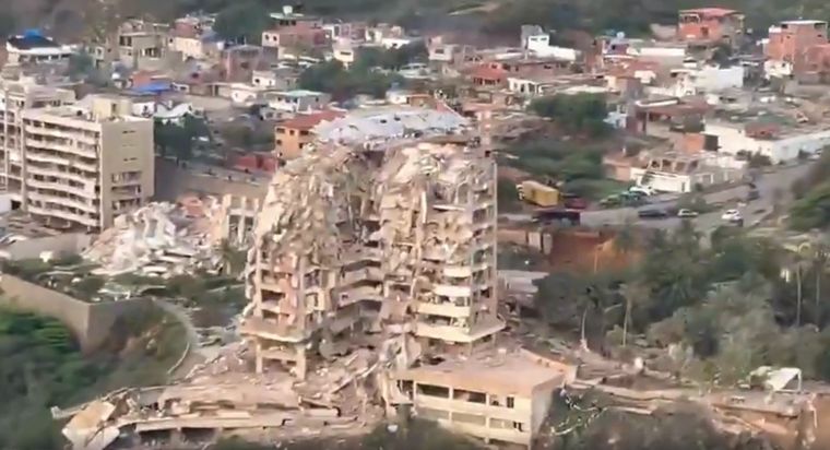 Las imágenes que mostraron cómo quedó la ciudad costera de La Guaria tras la tragedia.&nbsp;