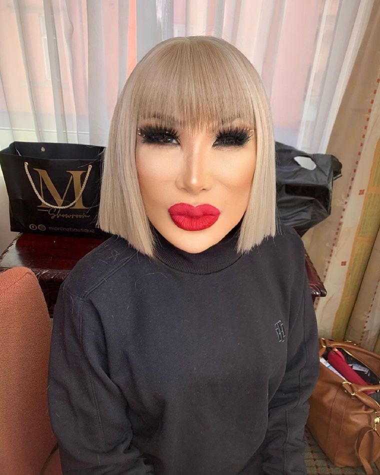 Lyn May nació el 12 de diciembre de 1952 en Acapulco, México.