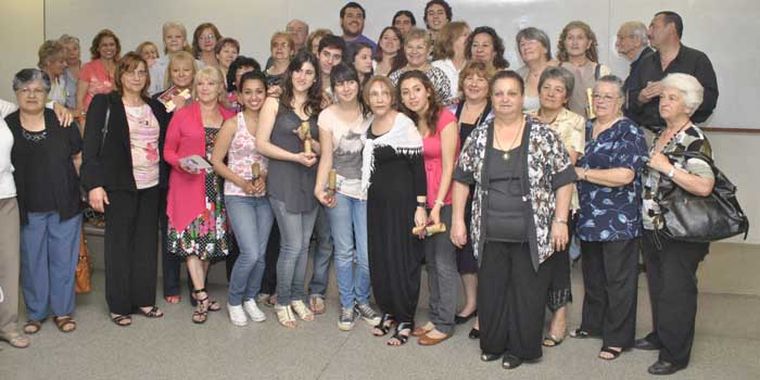 Dos generaciones que el conocimiento acercó Foto: Mathias Guijarro/ Mediamza.com