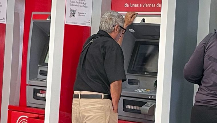 Qué va a pasar con los pagos de Anses durante el paro general. Foto: ALF PONCE MERCADO / MDZ