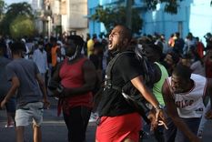 Según contó una manifestante de San Antonio de los Baños a BBC Mundo, la protesta inicial fue organizada el sábado a través de las redes sociales para este domingo a las 11:30 AM (hora local) Foto: REUTERS