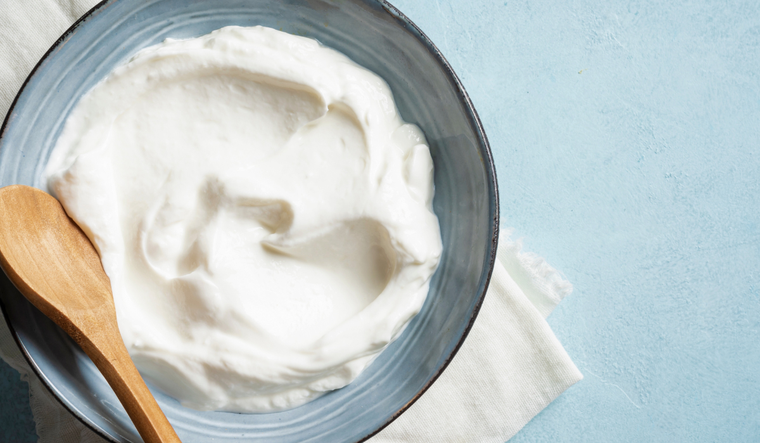 Crema agria casera receta fácil y fresca para el verano