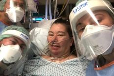 Jan Ehtash creía que iban a experimentar con ella cuando despertó del coma. Foto: JAN EHTASH