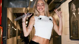 Mirá el look de Tini. Mirá el look de Tini.